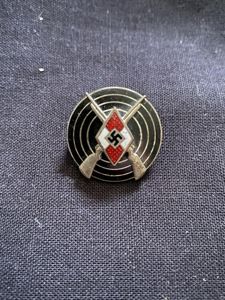 WW2 GERMAN HITLER YOUTH SHOOTING AWARD BADGE (M1/77)