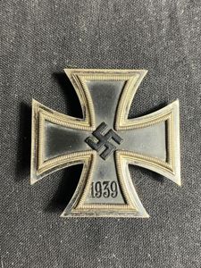 RARE WW2 GERMAN IRON CROSS 1ST CLASS (DEUMER)
