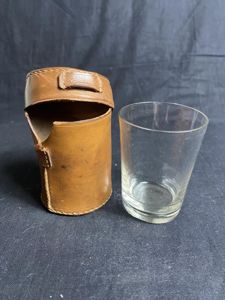 WW1 OFFICER'S GLASS CUP IN LEATHER POUCH