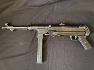 DEACTIVATED WW2 GERMAN MP40 SMG (PRE EU/UK DEACTIVATION)