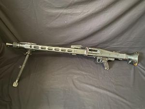 DEACTIVATED MG53 7.92 MACHINE GUN (UK DEACTIVATION)