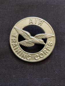 WW2 AIR TRAINING CORPS ATC CAP BADGE