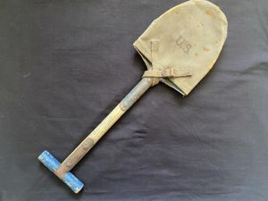 EARLY WW2 U.S. ISSUE SHOVEL