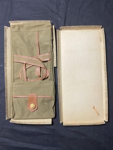 WW2 U.S. OFFICER'S CAMMY BAG WITH ORIGINAL BOX