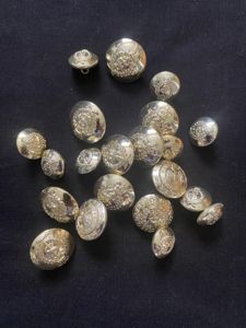 (Was £12) 19 X ARMY MEDICAL BUTTONS