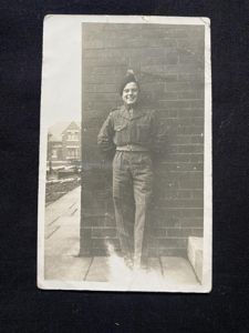PICTURE OF A SOLDIER
