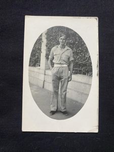 PICTURE OF A SOLDIER