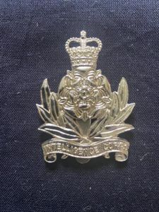 BRITISH INTELLIGENCE CORP CAP BADGE