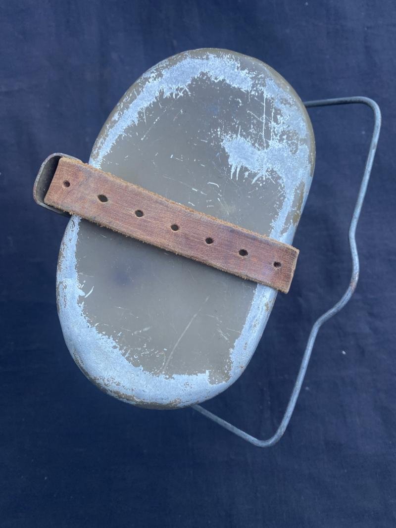 WW2 GERMAN LATE WAR ESB44 MESS TIN — image 3