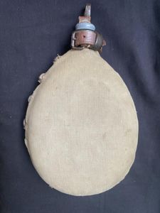 (Was £195) WW1 GERMAN ENAMEL WATER BOTTLE WITH GARBADINE COVER