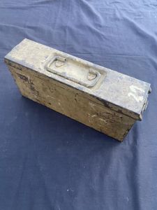 WW2 GERMAN MG34/ MG42 CAMO AMMO TIN