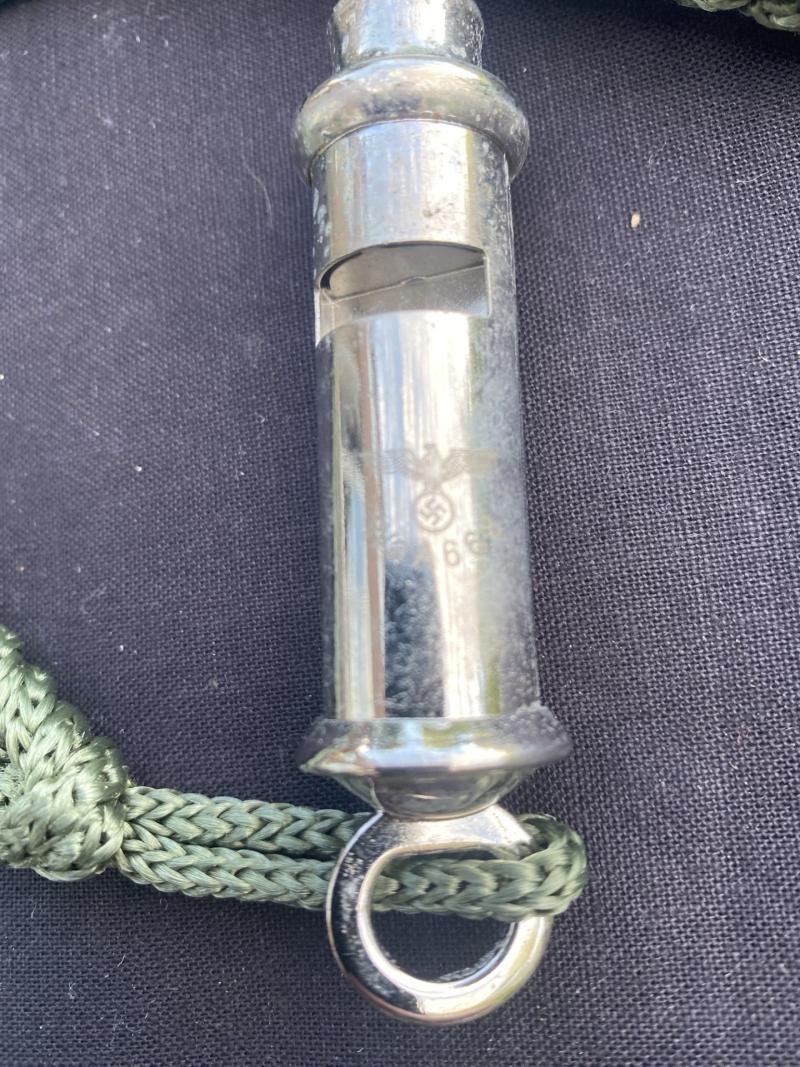 REPRODUCTION WW2 GERMAN WHISTLE — image 2