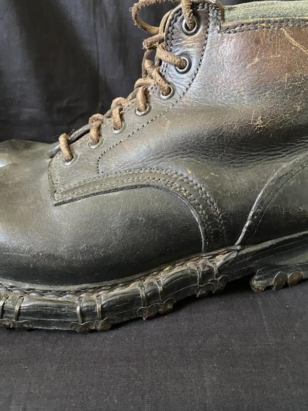 (Was £595) WW2 GERMAN GEBIRGSJAGER BOOTS ( MOUNTAIN TROOP) — image 4