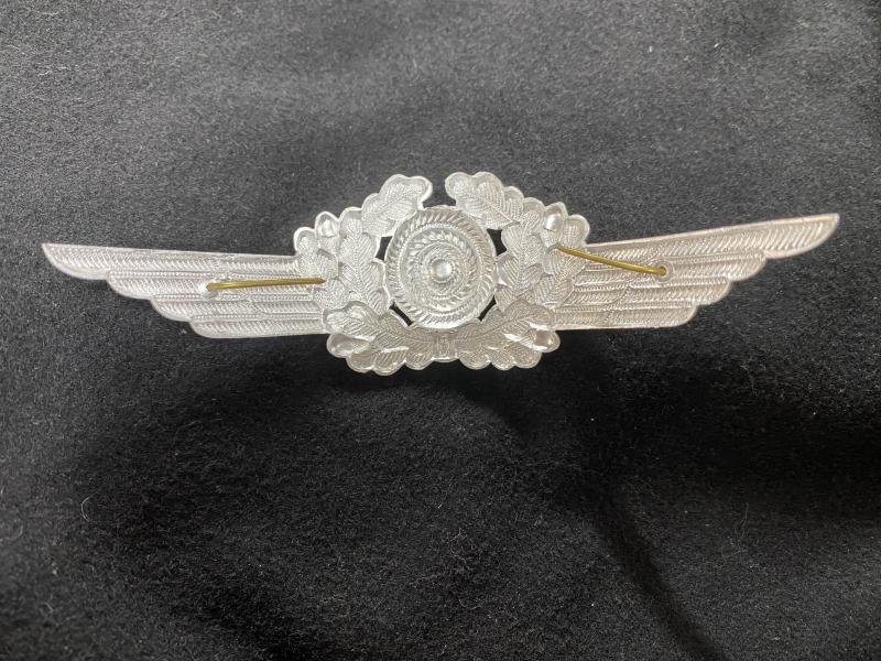 (Was £25) WW2 GERMAN LUFTWAFFE ALUMINIUM WREATH AND COCKADE — image 3