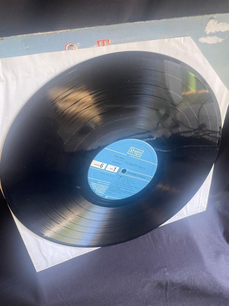 BATTLE OF BRITAIN MUSIC RECORD — image 7