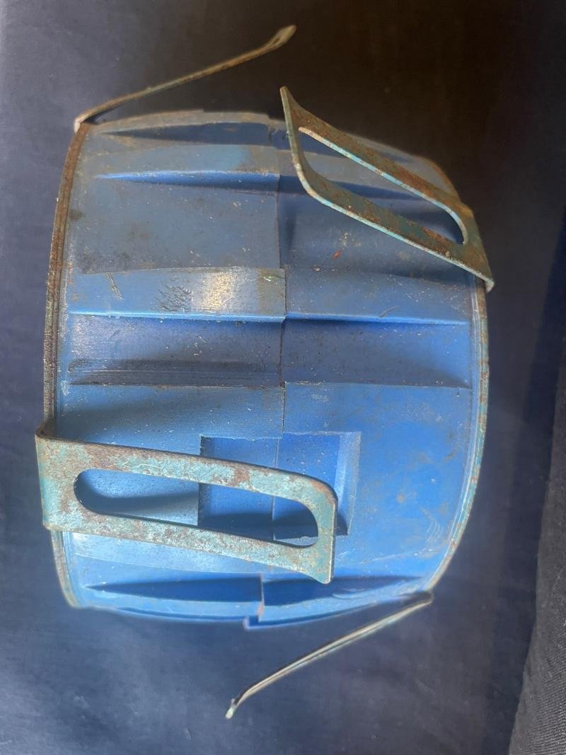 (Was £20) CUT AWAY FRENCH F1 SCATTERABLE MINE — image 3