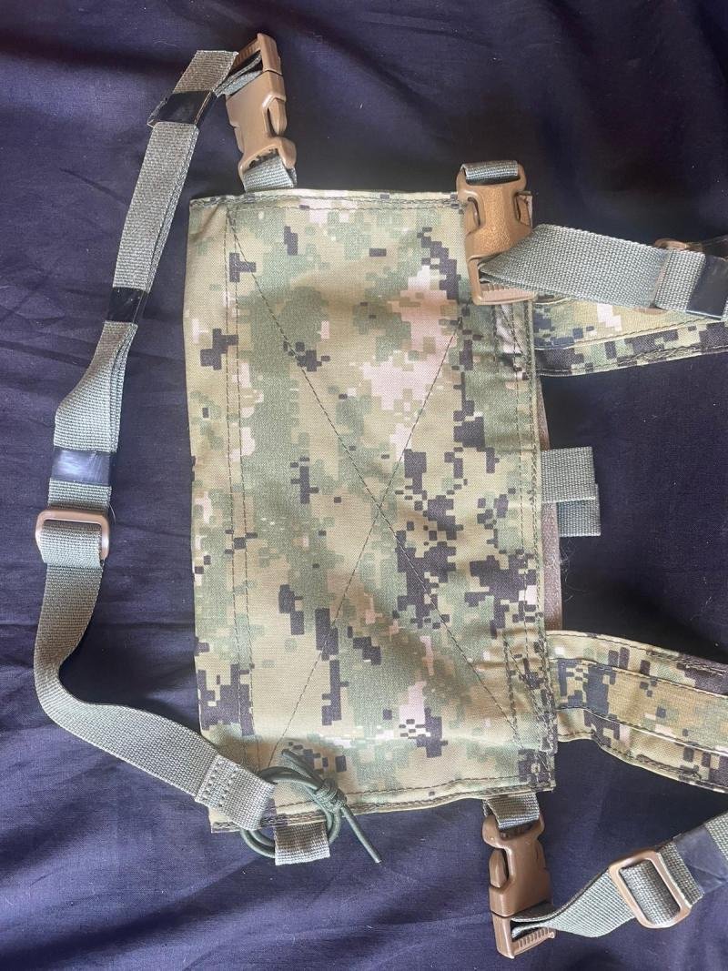 (Was £95) FLASH FORCE U.S NAVY SEAL AOR2 LOW PRO CHEST RIG — image 3