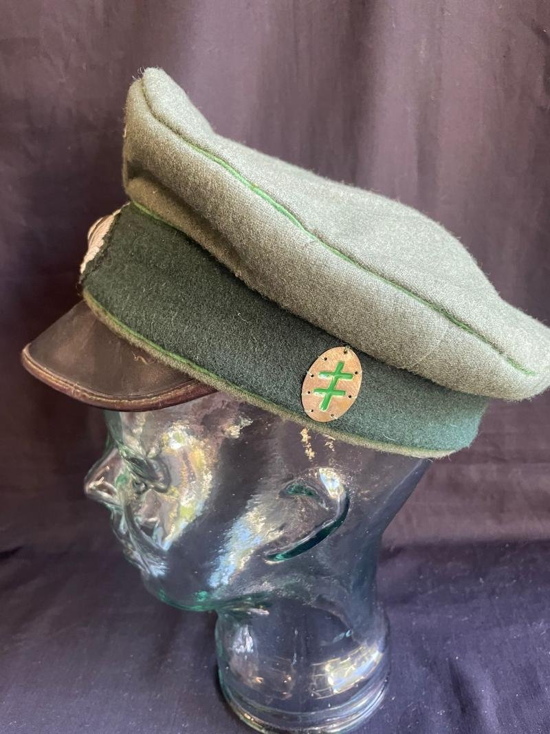 REPRODUCTION WW2 GERMAN CRUSHER CAP — image 4