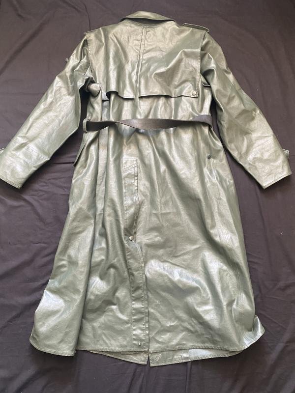 (Was £75) REPRODUCTION WW2 GERMAN DRK RUBBER COAT AND BELT — image 6