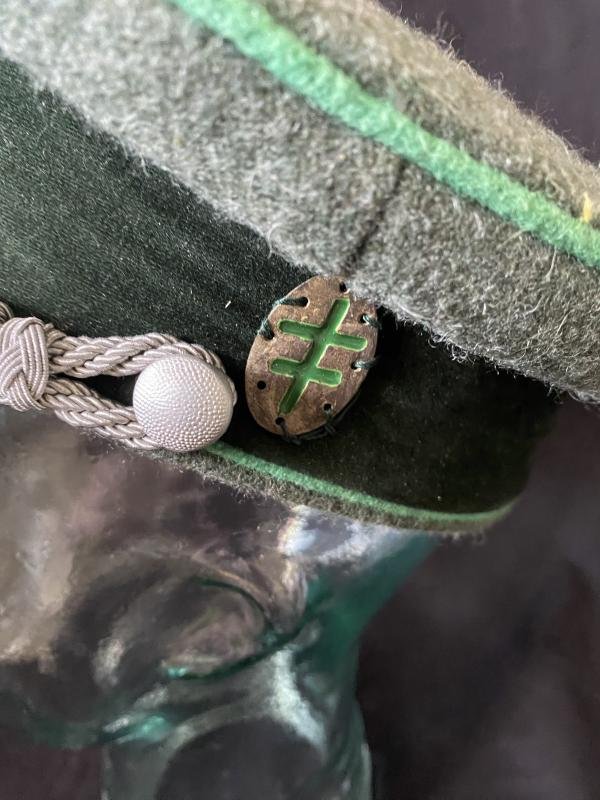 (Was £45) REPRODUCTION WW2 GERMAN GEBIRGSJAGER OFFICERS VISOR CAP — image 4