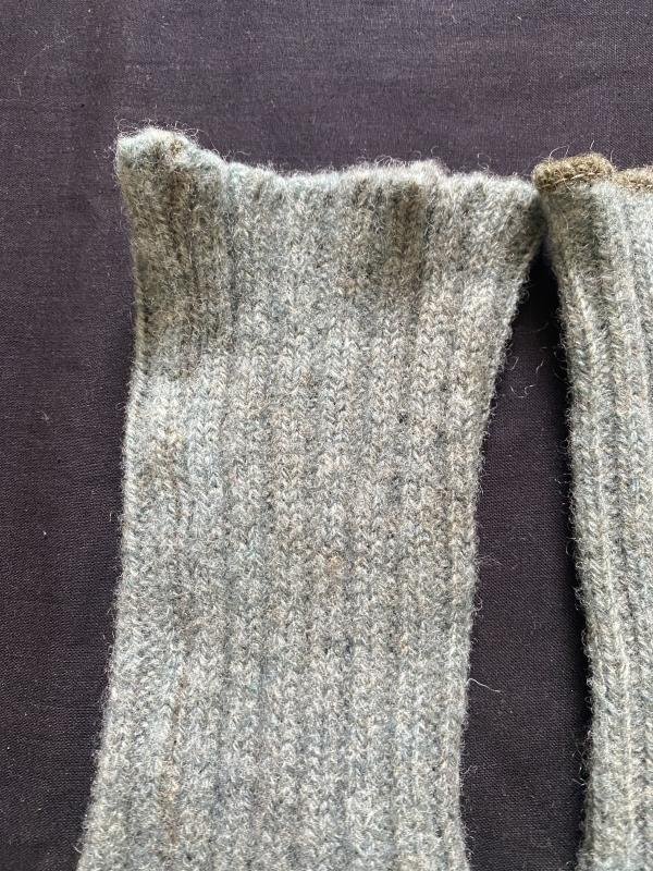 WW2 GERMAN GEBIRGSJAGER WRIST WARMERS — image 2