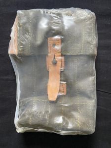CZECH SMG VZ26 MAGAZINE POUCH