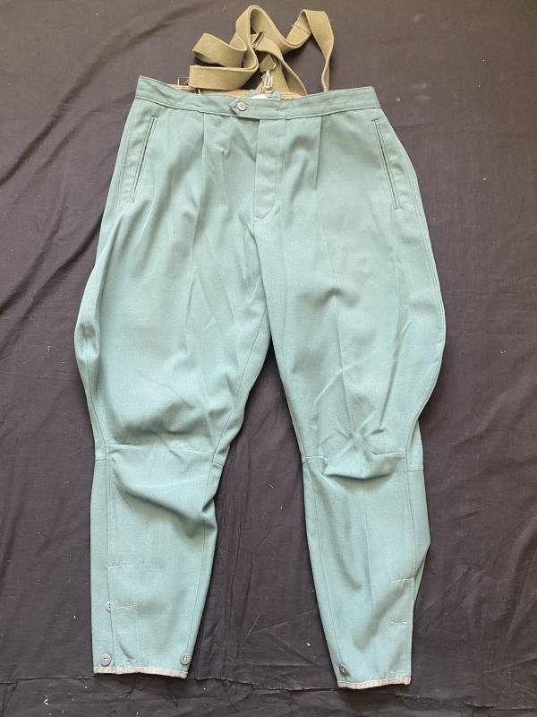 (Was £150) REPRODUCTION WW2 GERMAN SS TUNIC AND BREECHES — image 8
