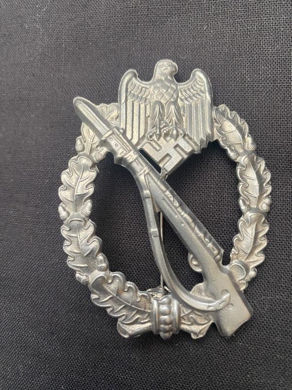 (Was £20) REPRODUCTION WW2 GERMAN INFANTRY ASSAULT BADGE — image 2