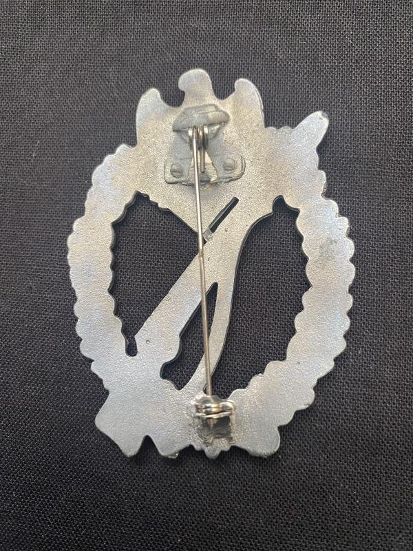 (Was £20) REPRODUCTION WW2 GERMAN INFANTRY ASSAULT BADGE — image 3
