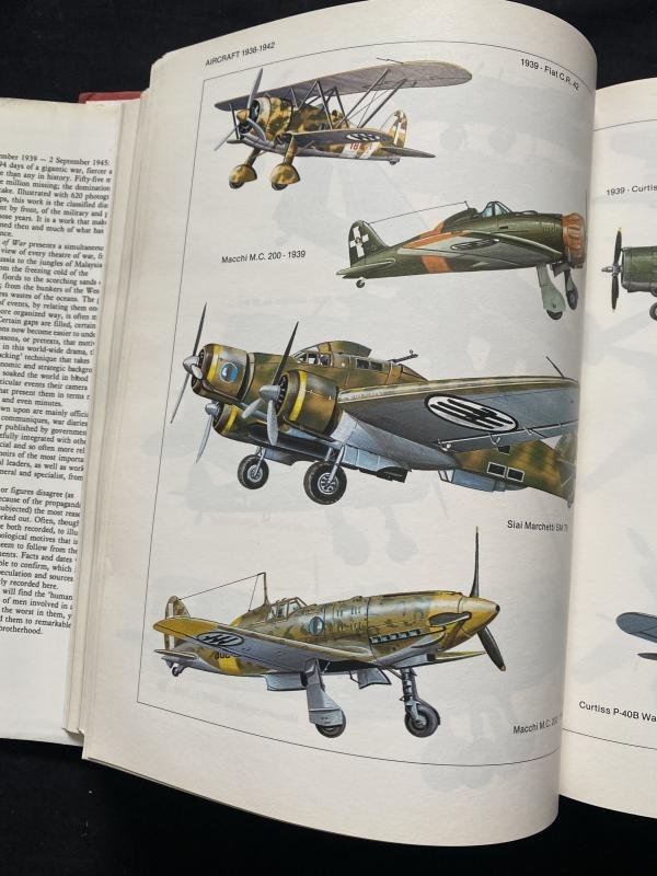 (Was £25) 2194 DAYS OF WAR (HARD COVER) — image 4