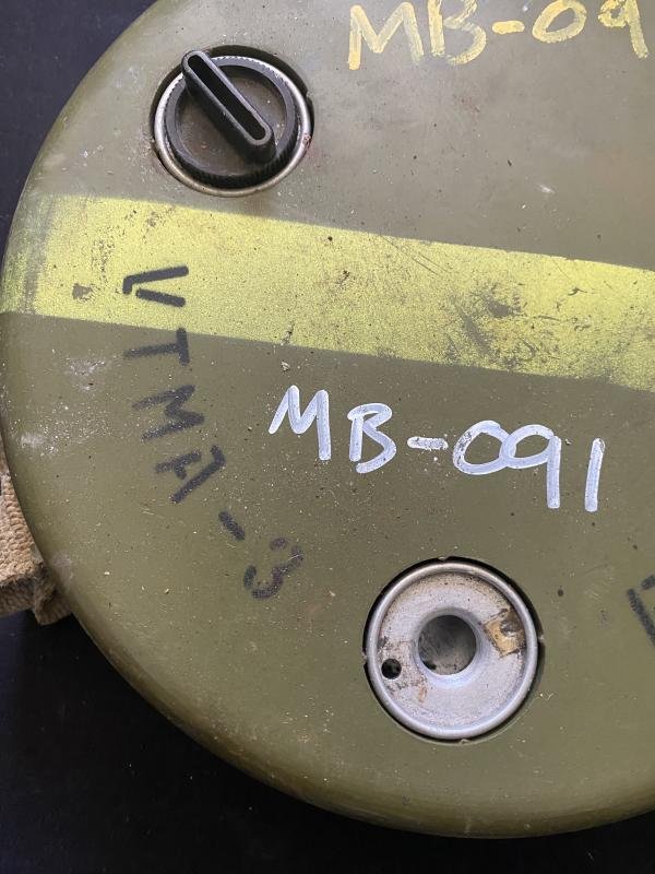 (Was £35) YUGOSLAVIAN VTMA-3 ANTI-TANK MINE (INERT) — image 2