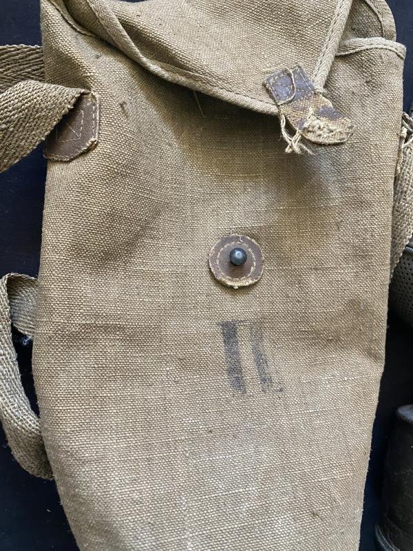 WW2 ITALIAN PC.40 GAS MASK — image 4