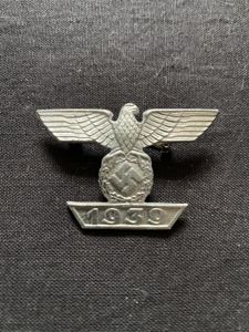 REPRODUCTION WW2 GERMAN B.H. MAYER SPANGE CLASP