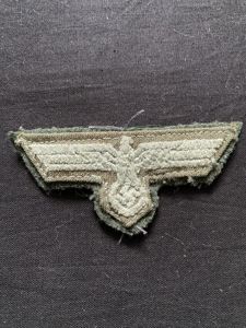 REPRODUCTION WW2 GERMAN EAGLE BREAST PATCH