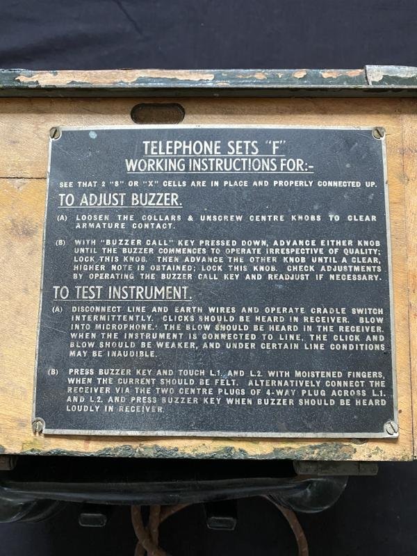 WW2 BRITISH FIELD TELEPHONE SET 'F' — image 5