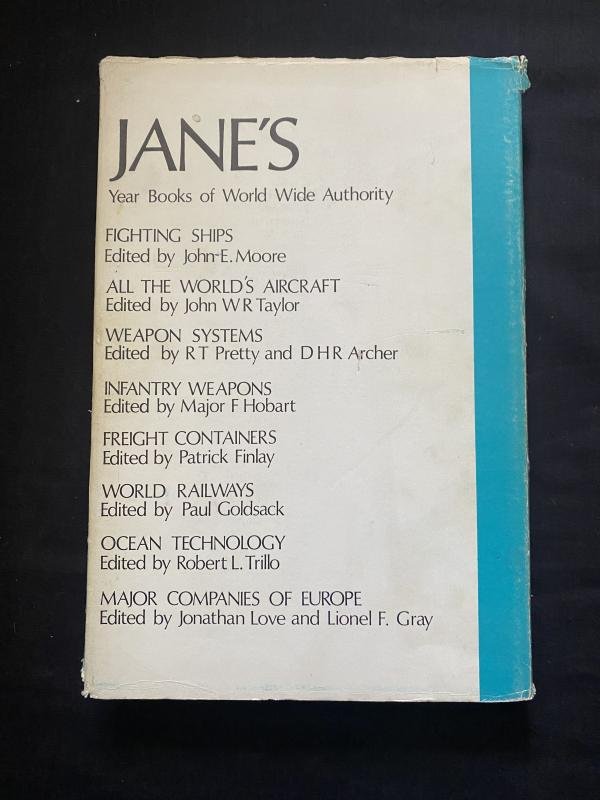 (was £25) JANE'S SURFACE SKIMMERS HOVERCRAFT AND HYDROFOILS 1974-75 — image 8