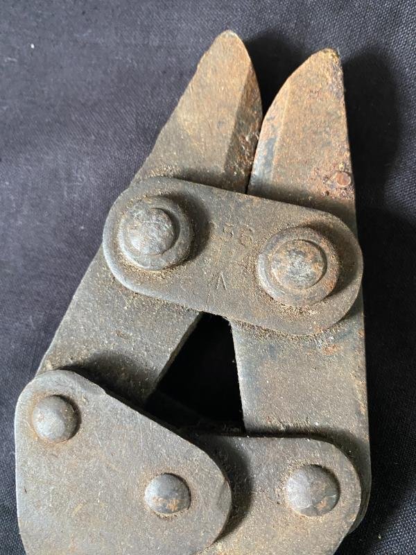 (Was £40) WW2 BRITISH ENGINEER PATTERN WIRE CUTTERS — image 4