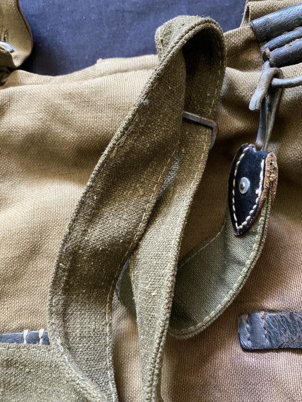 WW2 GERMAN MILITARY INFANTRY BREAD BAG — image 3
