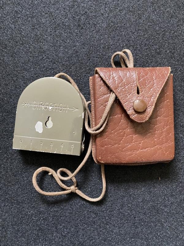 WW2 GERMAN WEHRMACHT ORIGINAL BEZARD COMPASS IN POUCH — image 5