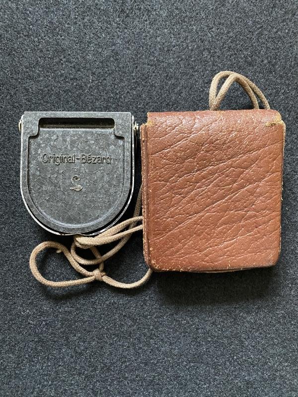 WW2 GERMAN WEHRMACHT ORIGINAL BEZARD COMPASS IN POUCH — image 6