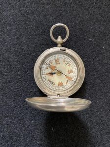 WW1 BRITISH CLEMENTS CLARK LTD OFFICER'S COMPASS