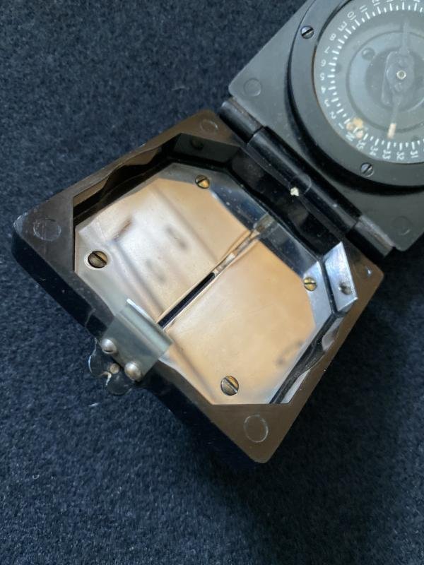 WW2 BRITISH MILITARY MARK 1 MARCHING COMPASS — image 3