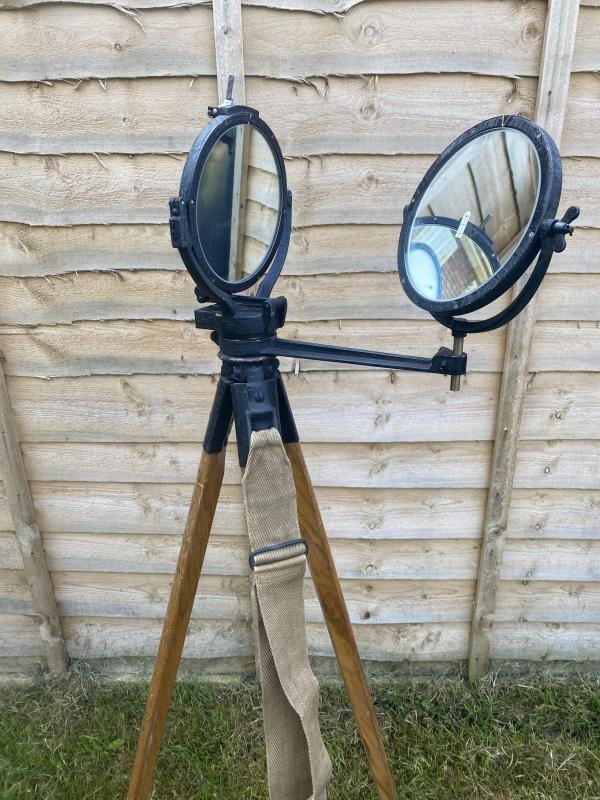 WW2 BRITISH HELIOGRAPH/SIGNALLING MIRROR SET — image 2