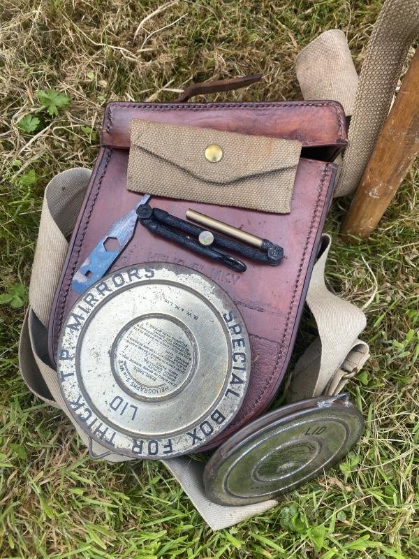 WW2 BRITISH HELIOGRAPH/SIGNALLING MIRROR SET — image 3