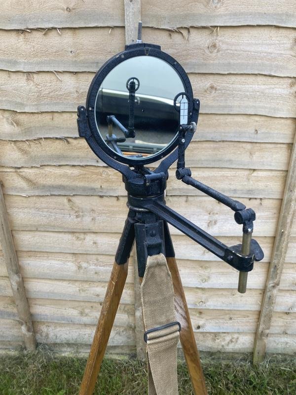 WW2 BRITISH HELIOGRAPH/SIGNALLING MIRROR SET — image 4