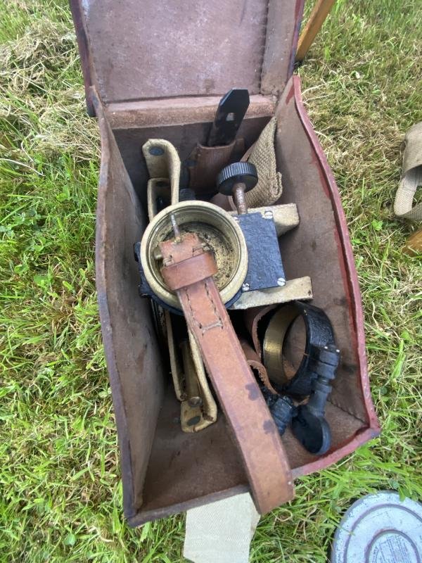 WW2 BRITISH HELIOGRAPH/SIGNALLING MIRROR SET — image 9