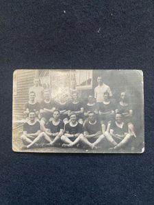 WW1 MILITARY RUNNING TEAM POSTCARD