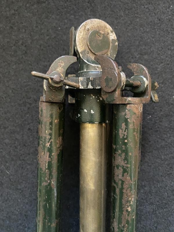 WW2 NO.14 MK.II VICKERS SCOPE TRIPOD — image 2