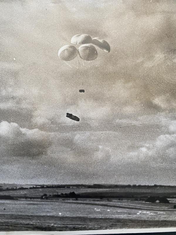 (was £10) BRITISH OFFICIAL PHOTO OF THE AIRBORNE DROPPING SUPLLIES — image 2
