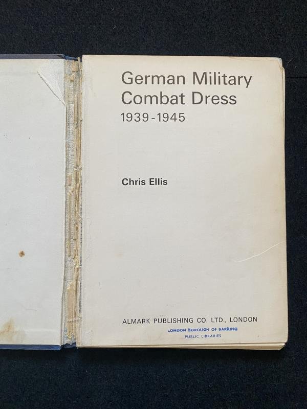 GERMAN MILITARY COMBAT DRESS 1939-1945 (HARD COVER) — image 3